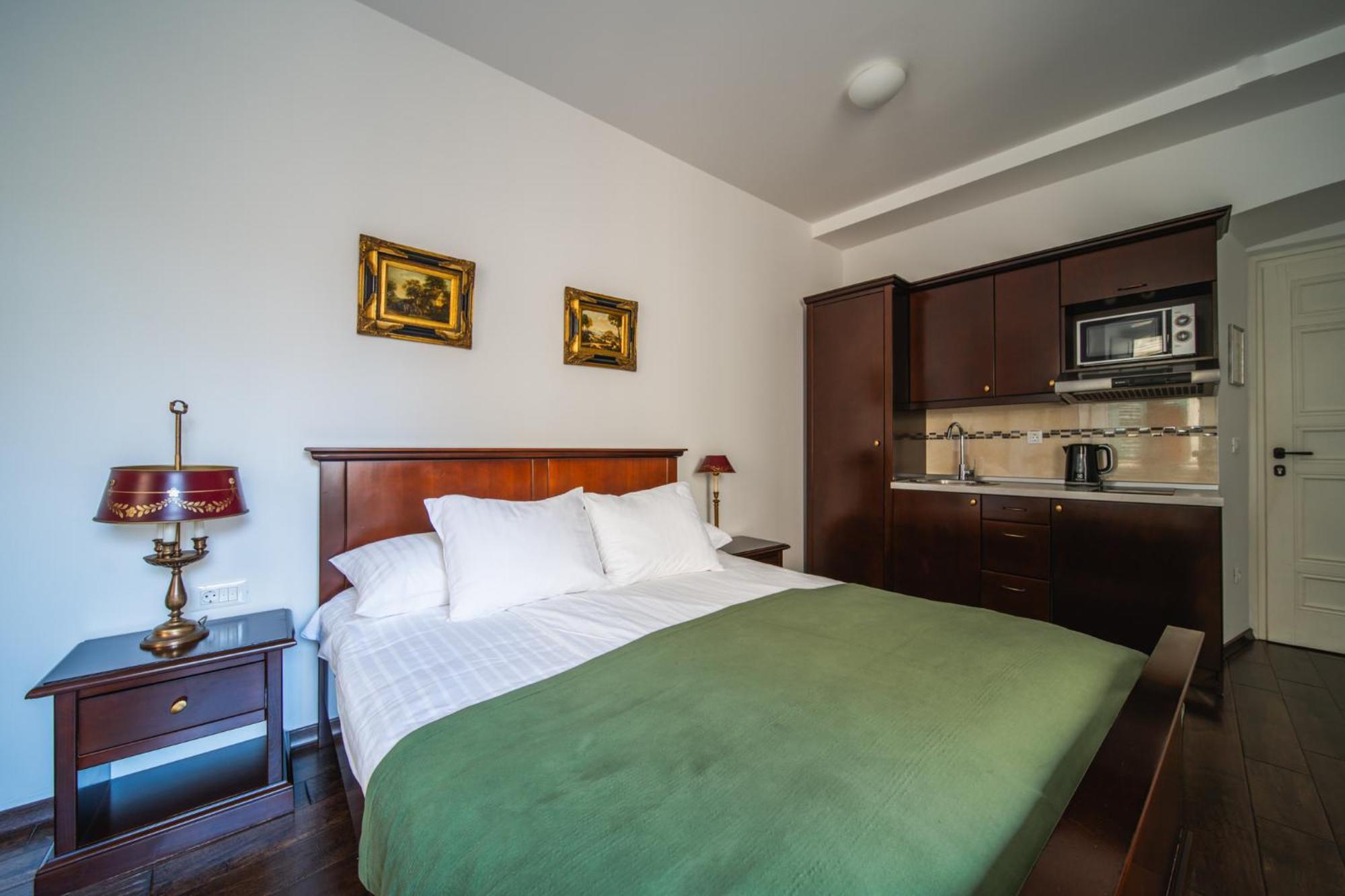 Sunce Palace Apartments With Free Offsite Parking Дубровник Екстериор снимка