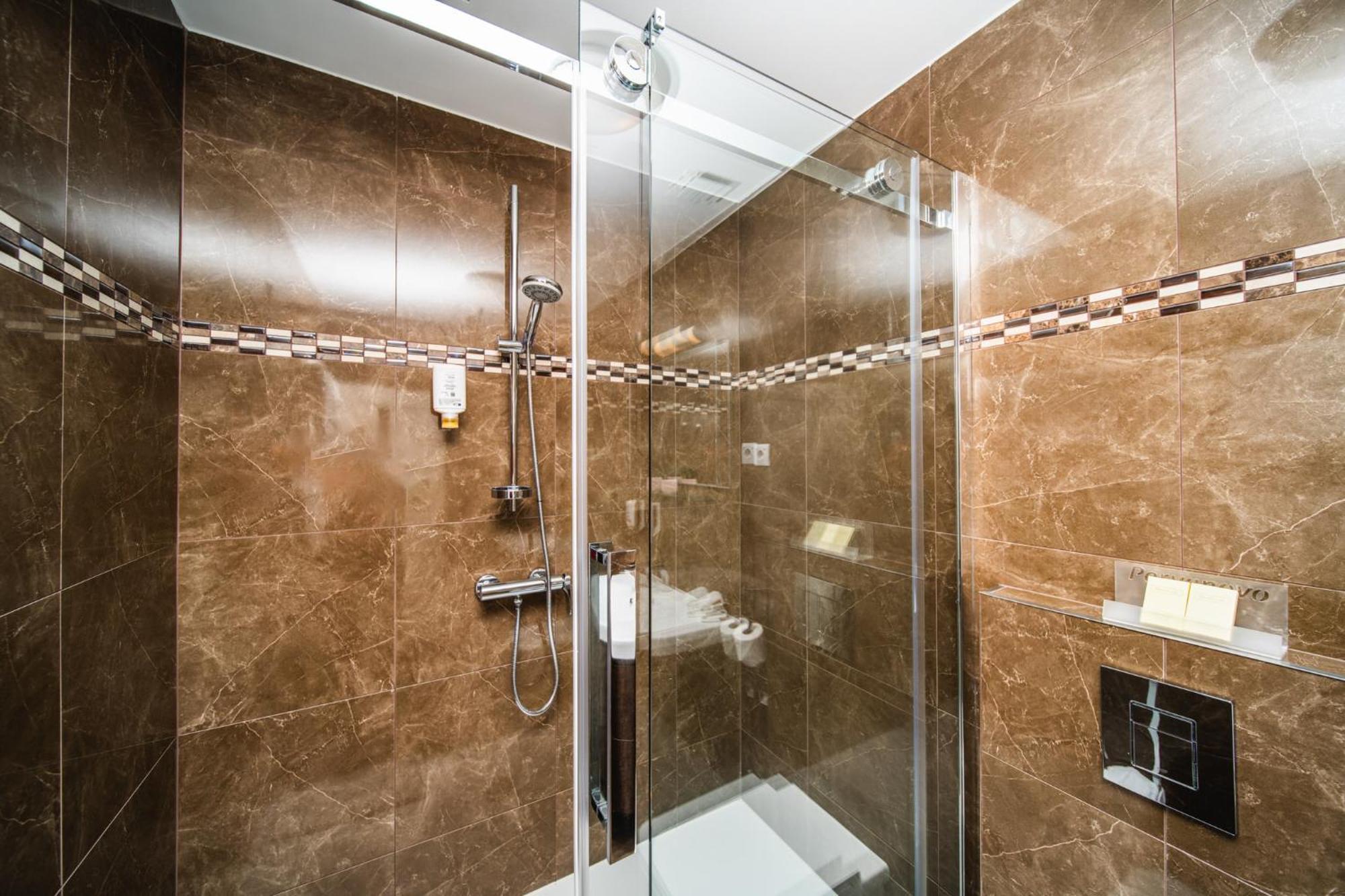 Sunce Palace Apartments With Free Offsite Parking Дубровник Екстериор снимка
